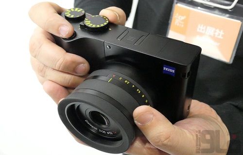 ZX1؛ دوربینی با قابلیت ویرایش و ارسال عکس‌