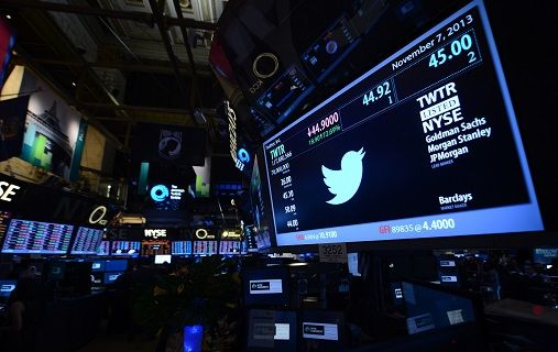 سقوط ارزش سهام توئیتر پس از تعلیق دائم حساب کاربری ترامپ