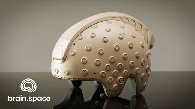 هدست هوش مصنوعی برای تجزیه و تحلیل مغز فضانوردان ساخته شد