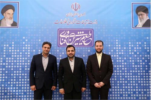 میزان ترانزیت اینترنت از ایران از ابتدای دولت تاکنون دو نیم برابر شده است