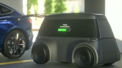 ربات‌ های Autev راه حلی برای شارژ خودروهای الکتریکی در محل